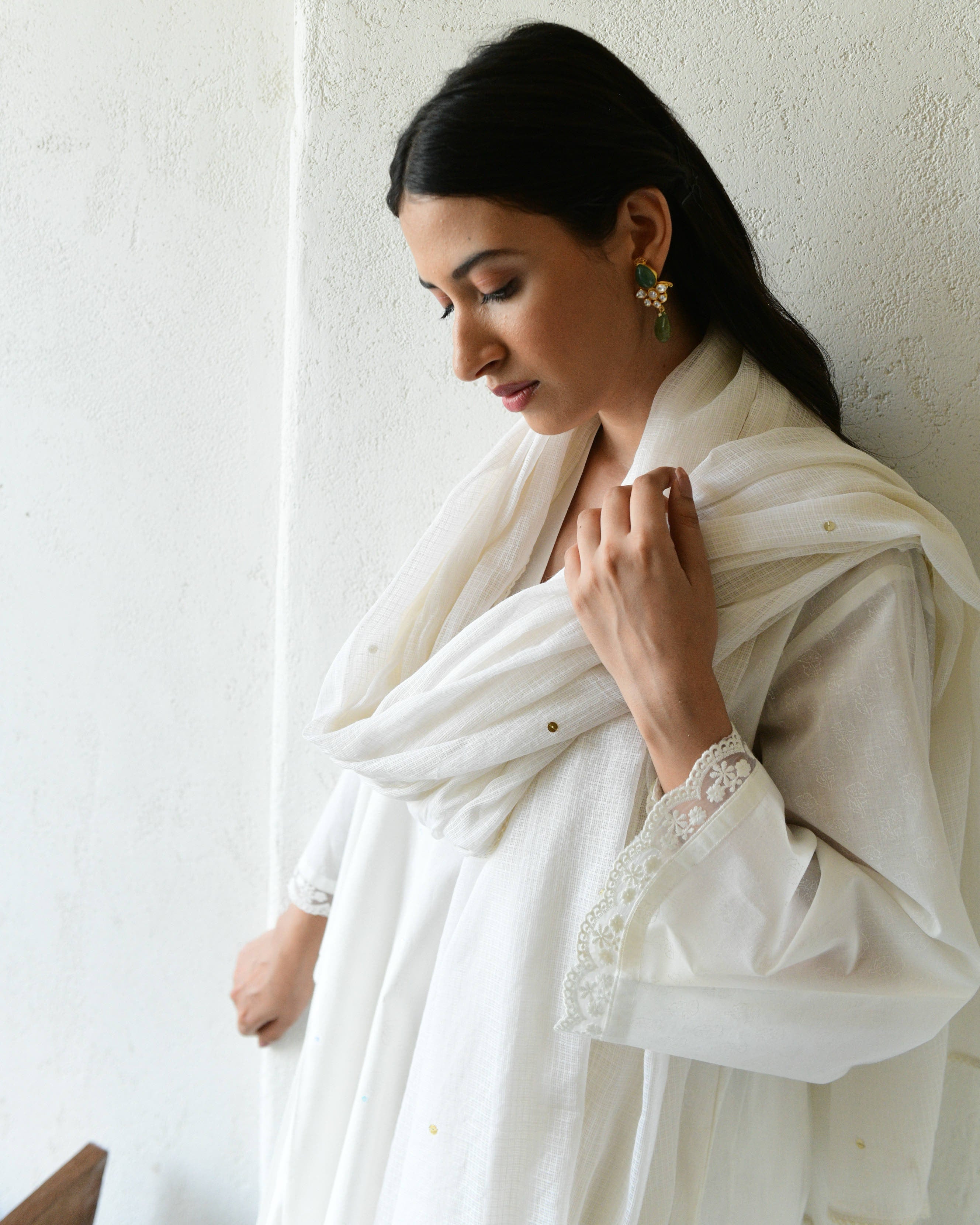 KHARI WHITE A-LINE ANARKALI SET OF 3 7366401294438 – RESHA INDIA