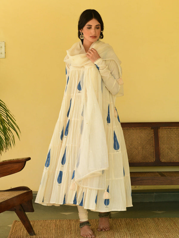 Sukoon blue white tiered anarkali set- set of 3